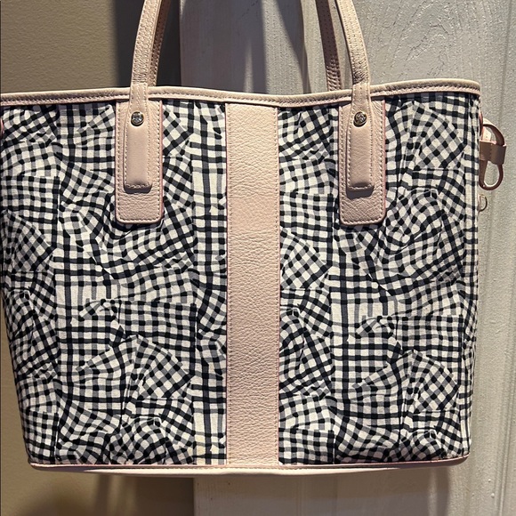MCM Light Pink Logo Tote - Picture 8 of 11